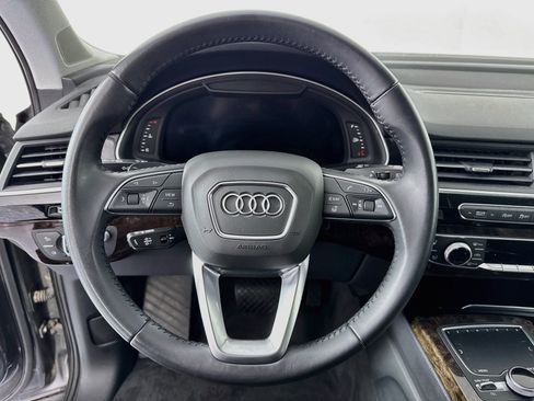 Used 2018 Audi Q7 3.0T Prestige w/ Prestige Package AWD/4WD image 11
