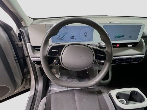 Used 2024 Hyundai Ioniq 5 SEL RWD image 11
