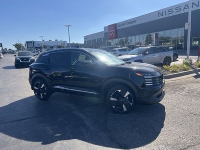Certified 2025 Nissan Kicks SR
