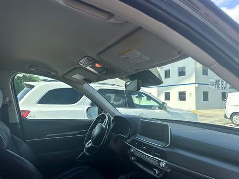 Used 2022 Kia Telluride LX AWD/4WD image 27