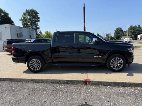 Used 2020 RAM 1500 Laramie w/ Sport Appearance Package AWD/4WD image 5
