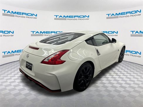 Used 2016 Nissan 370Z Coupe image 5