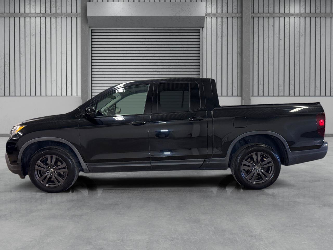 Used 2019 Honda Ridgeline Sport image 2