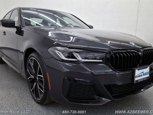 Used 2023 BMW 530e w/ M Sport Package RWD image 7