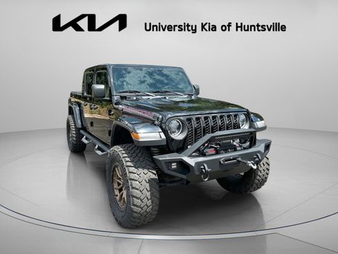 Used 2023 Jeep Gladiator Rubicon w/ LED Lighting Group AWD/4WD image 2