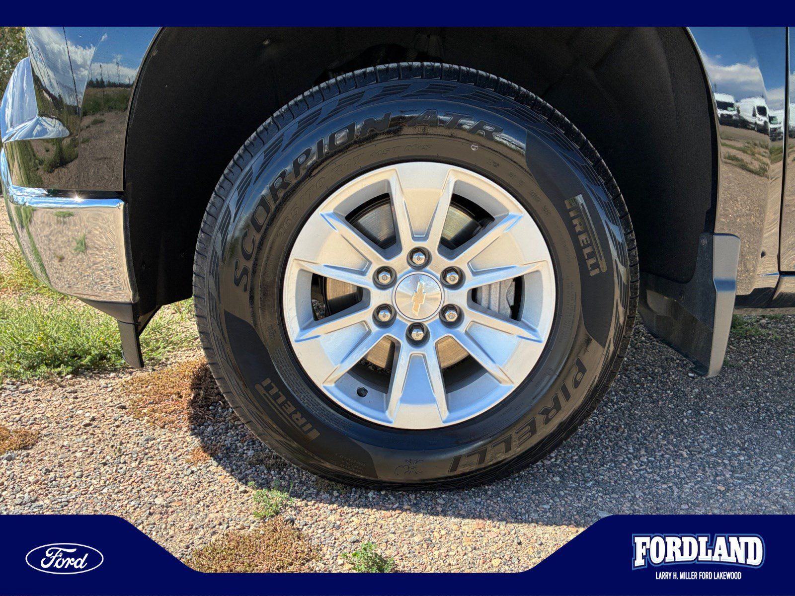 Used 2024 Chevrolet Silverado 1500 LT AWD/4WD image 26
