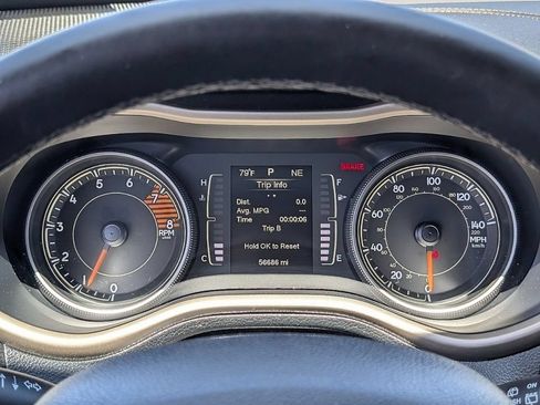Used 2016 Jeep Cherokee Sport AWD/4WD image 39