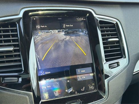 Used 2017 Volvo XC90 T6 Momentum w/ Vision Package image 39