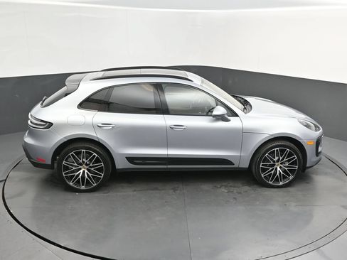 New 2026 Porsche Macan AWD/4WD image 31
