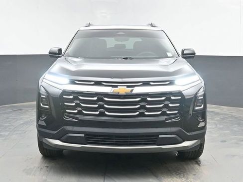 Used 2025 Chevrolet Equinox LT w/ Convenience Package II AWD/4WD image 3