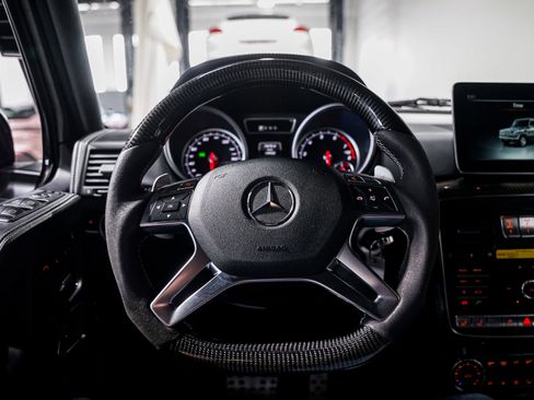 Used 2017 Mercedes-Benz G 550 Squared image 10