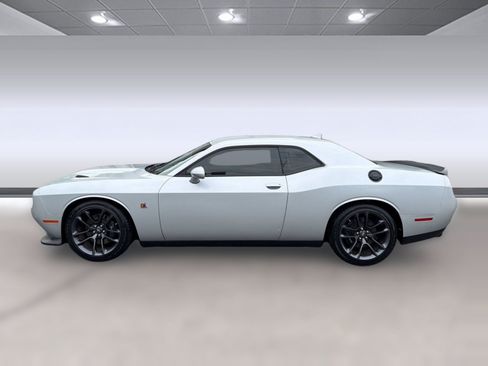 Used 2023 Dodge Challenger R/T Scat Pack w/ Plus Package RWD image 2