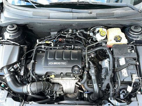 Used 2013 Chevrolet Cruze LTZ w/ Enhanced Safety Package image 30