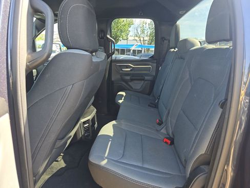 Used 2021 RAM 1500 Big Horn AWD/4WD image 5