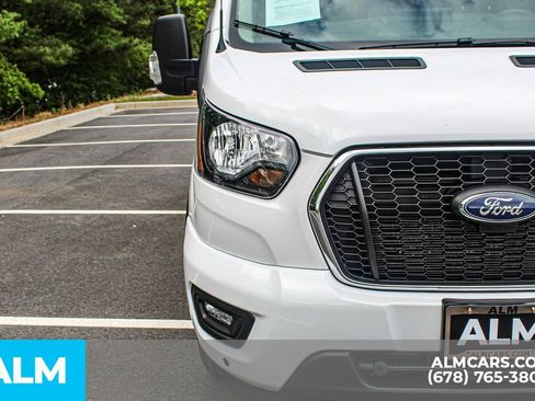 Used 2025 Ford Transit 350 XLT RWD image 12