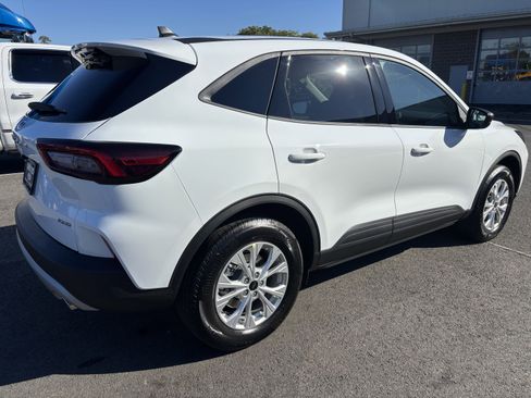 New 2026 Ford Escape Active w/ Tech Pack #1 AWD/4WD image 6