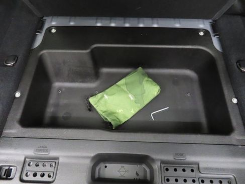 Used 2020 Jeep Wrangler Unlimited Sport image 32