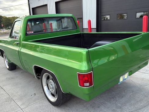 Used 1987 Chevrolet Silverado 1500 1500 image 2