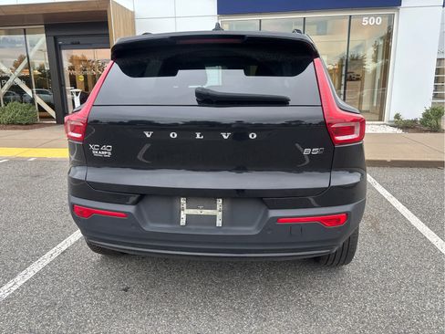 Used 2023 Volvo XC40 B5 Ultimate w/ Protection Package Premier AWD/4WD image 5