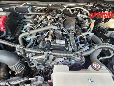 Certified 2026 Toyota Tacoma TRD Sport AWD/4WD image 32