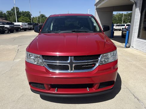 Used 2015 Dodge Journey American Value Package FWD image 2