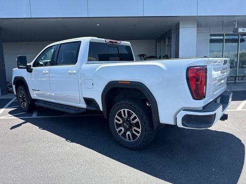 Used 2022 GMC Sierra 2500 AT4 w/ AT4 Premium Plus Package AWD/4WD image 4