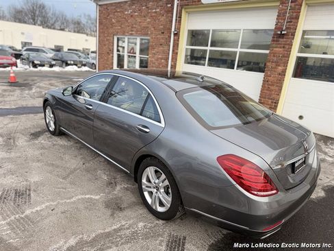 Used 2017 Mercedes-Benz S 550 4MATIC Sedan w/ Premium Package image 2
