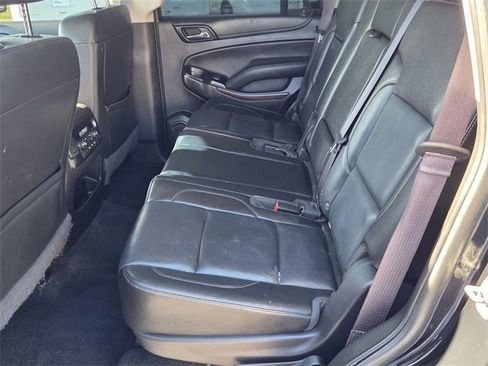 Used 2017 GMC Yukon SLT w/ Open Road Package image 5