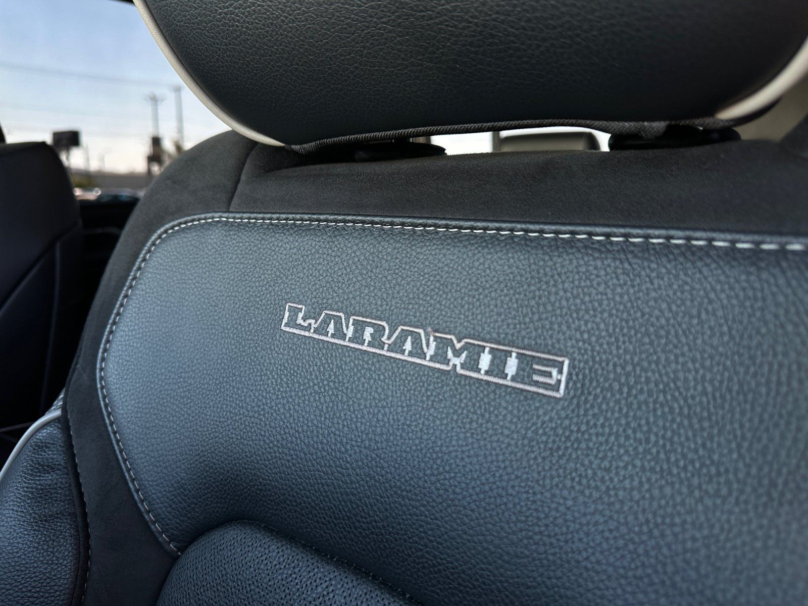 Used 2023 RAM 1500 Laramie RWD image 17