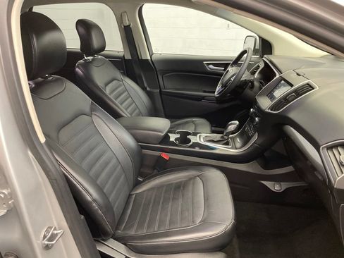 Used 2018 Ford Edge SEL w/ Equipment Group 201A FWD image 25