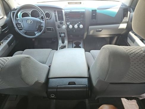 Used 2010 Toyota Tundra 4x4 Double Cab image 10
