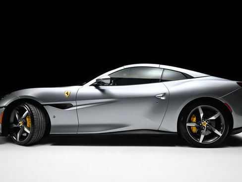 Used 2022 Ferrari Portofino M RWD image 35