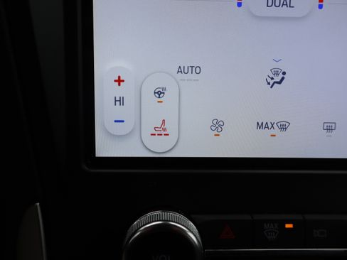 Used 2024 Ford Edge SEL w/ Sport Appearance Package image 22