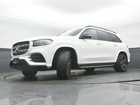 Used 2022 Mercedes-Benz GLS 450 4MATIC image 30