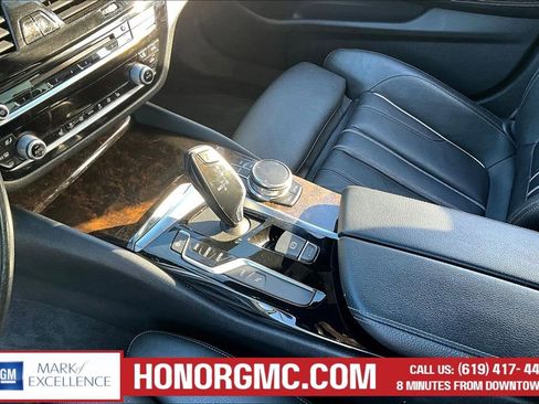 Used 2019 BMW 530e w/ Convenience Package image 17
