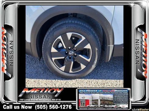 Used 2025 Nissan Kicks SV image 16