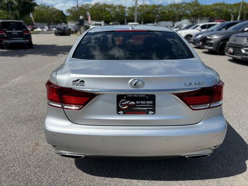 Used 2014 Lexus LS 460 w/ Comfort Package RWD image 9