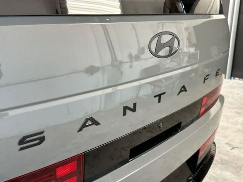 Used 2024 Hyundai Santa Fe Calligraphy FWD image 10