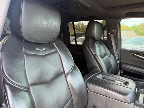 Used 2015 Cadillac Escalade ESV Platinum AWD/4WD image 11
