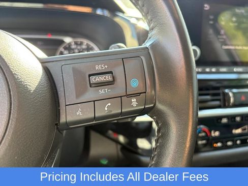 Used 2024 Nissan Pathfinder SV AWD/4WD image 13