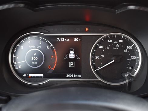 Used 2023 Nissan Versa SR w/ Trunk Package FWD image 30