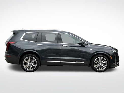 Used 2022 Cadillac XT6 Premium Luxury AWD/4WD image 5