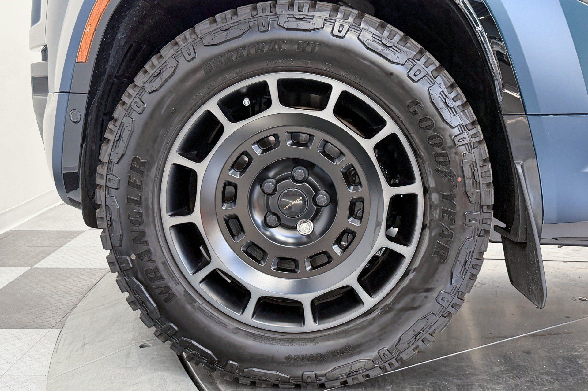 Used 2026 Land Rover Defender 110 AWD/4WD image 10