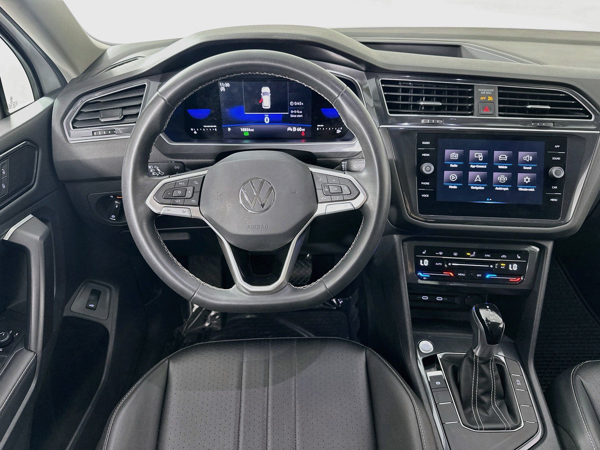 Used 2022 Volkswagen Tiguan SE FWD image 21