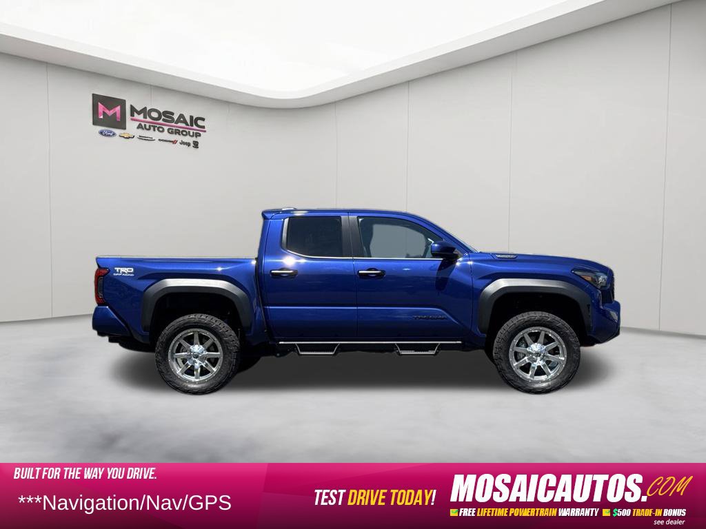 Used 2025 Toyota Tacoma TRD Off-Road AWD/4WD image 8