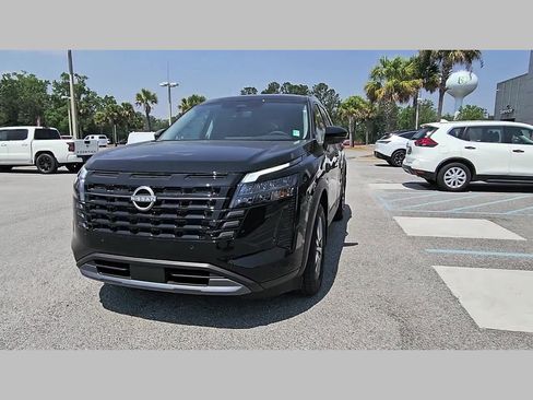 New 2026 Nissan Pathfinder SL FWD image 19