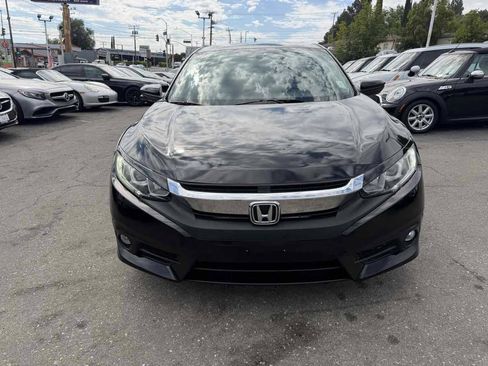 Used 2017 Honda Civic EX-T image 2