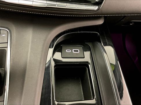 Used 2024 Cadillac Escalade ESV Sport AWD/4WD image 16