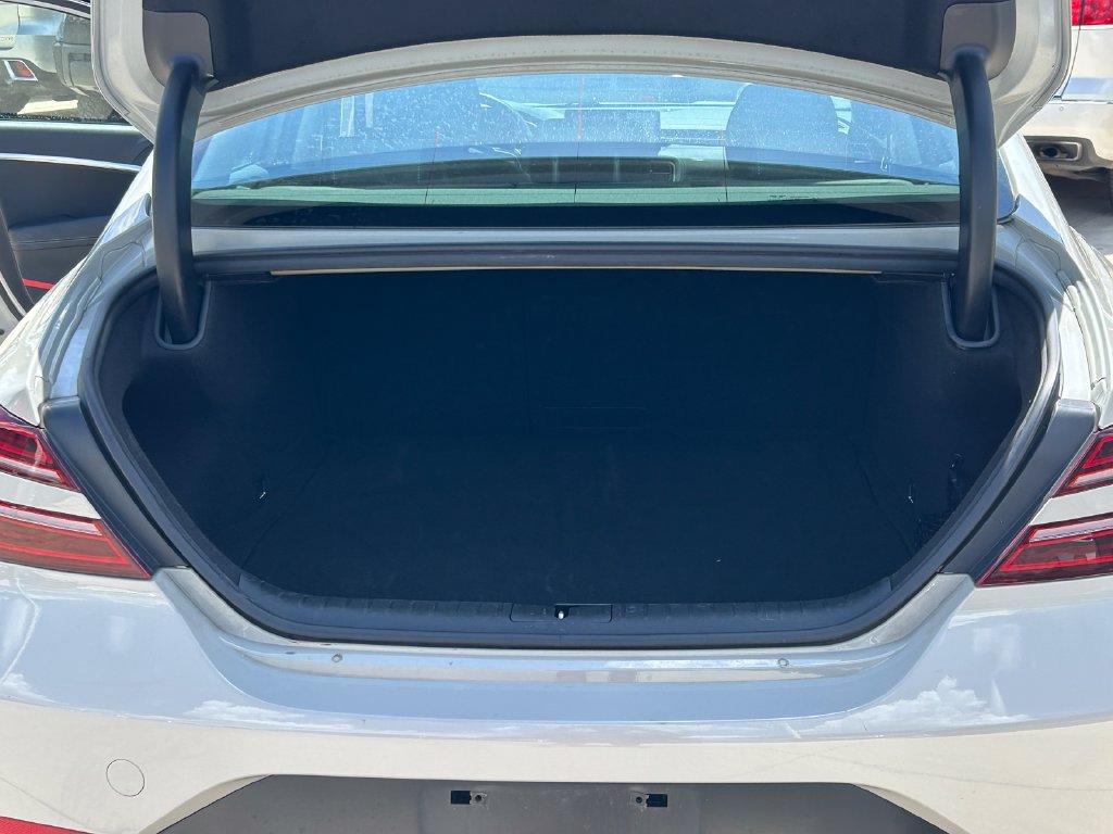 Used 2026 Genesis G70 2.5T RWD image 13