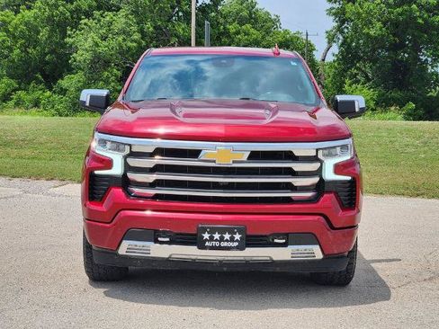 Used 2023 Chevrolet Silverado 1500 High Country w/ Technology Package AWD/4WD image 2